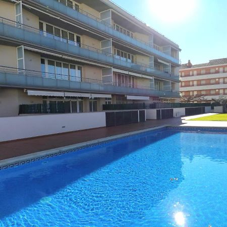 NEW! Apartamento con piscina y balcón a 2 minutos de la playa. WI-FI L'Estartit Exterior foto