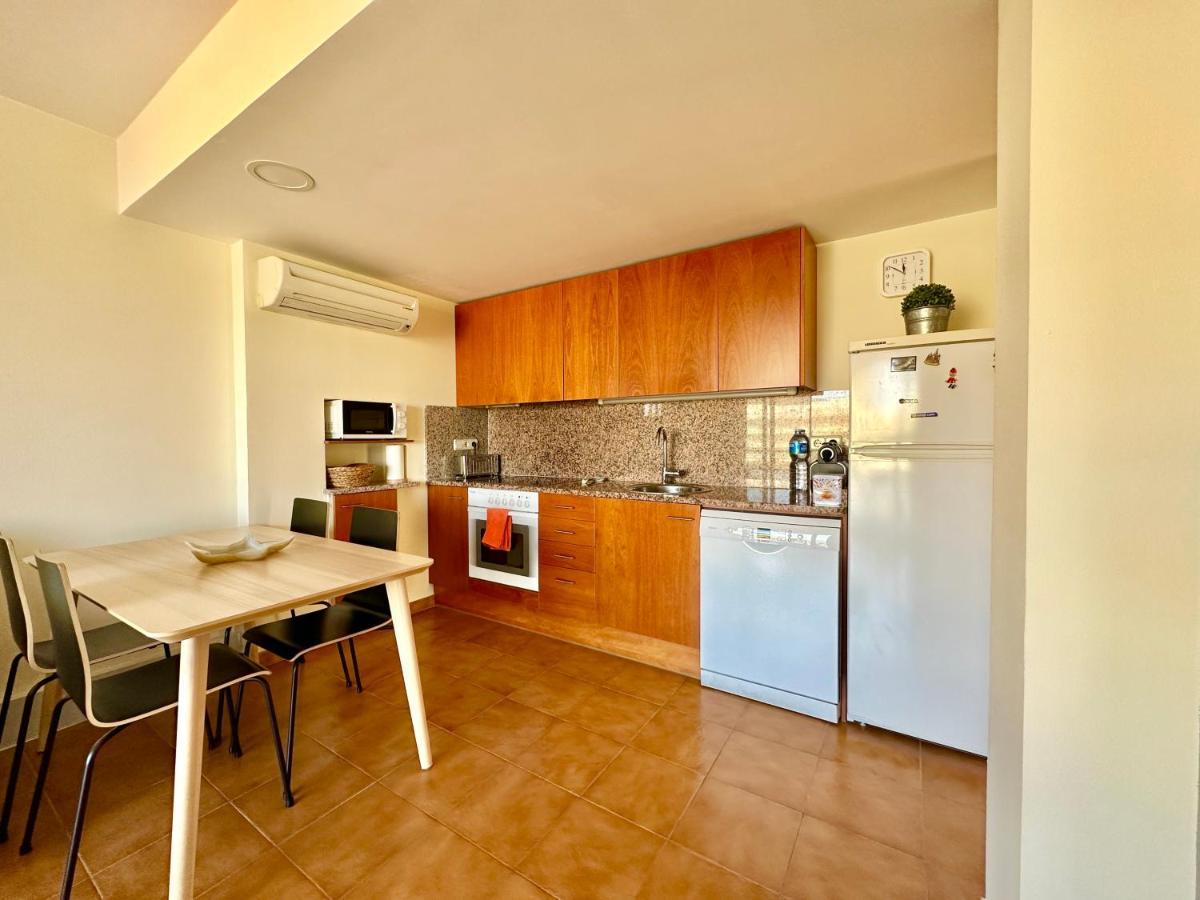 NEW! Apartamento con piscina y balcón a 2 minutos de la playa. WI-FI L'Estartit Exterior foto