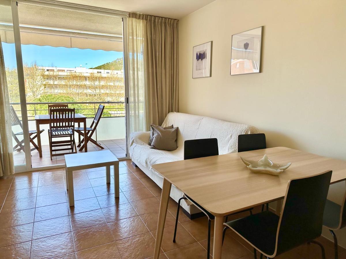 NEW! Apartamento con piscina y balcón a 2 minutos de la playa. WI-FI L'Estartit Exterior foto