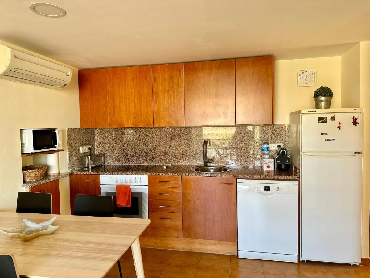 NEW! Apartamento con piscina y balcón a 2 minutos de la playa. WI-FI L'Estartit Exterior foto